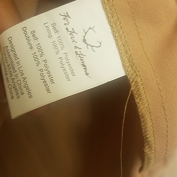 🦄 Souffle Ruffle Dress - Picture 7 of 8